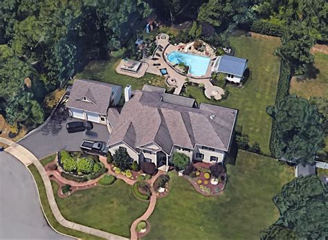 Jersey Shore Jwoww Home Holmdel New Jersey Facts