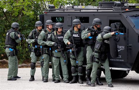 Threaddo You Think Swat Should Come To An End After Its Current Season