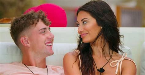 Too Hot Handle Francesca Farago Harry Still Together