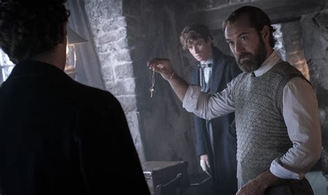 Fantastic Beasts 4 Jude Law Albus Dumbledore Future Right