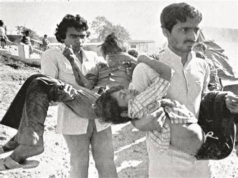 Railway Men 1984 Bhopal Gas Tragedy True Story