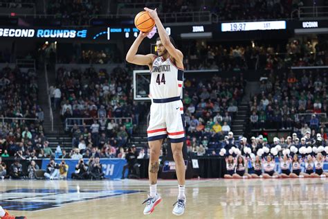 Florida Gators Mens Basketball Vs Uconn Huskies Mens Basketball Timeline