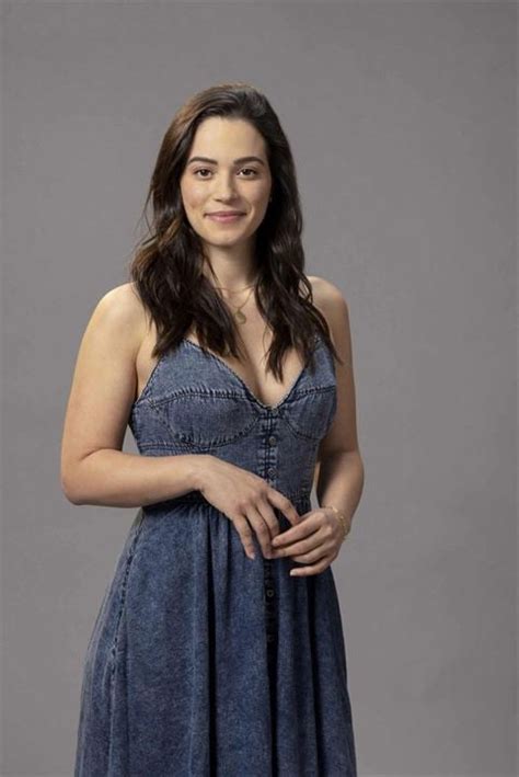 Stephanie Arcila Fire Country Actresss Best Roles