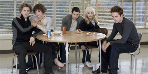 Twilight Edward Uses Immortality High School Baffling