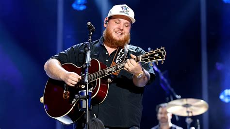 Luke Combs Political Views Luke Combs Trump Supporter Exploring The Country Star S Political Views