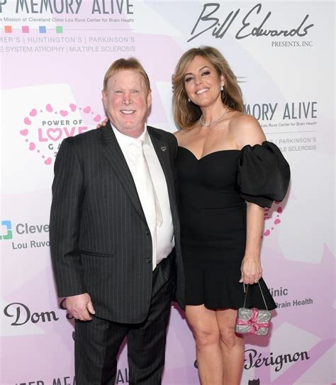 Markavis Wife