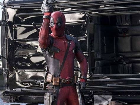 Ryan Reynolds Twin Brother Gordon Explained