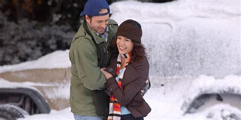 Gilmore Girls Season 5 Christmas Episode Luke Lorelai Ice Rink Op Ed