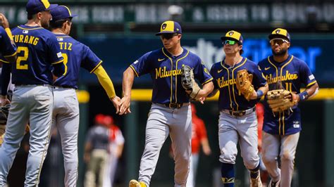 Milwaukee Brewers