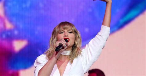 Taylor Swift Best Live Performances Ranked