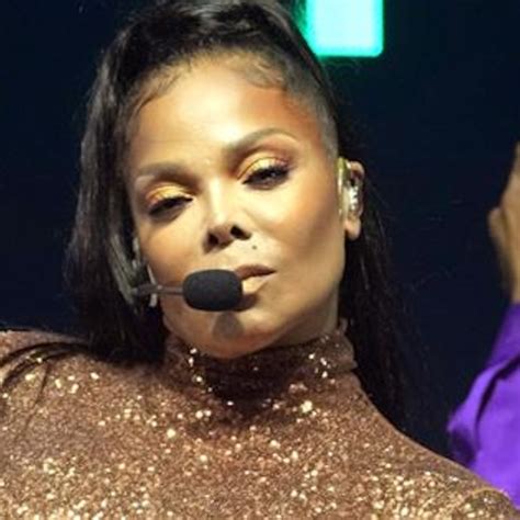 Pos Of Janet Jacksonson