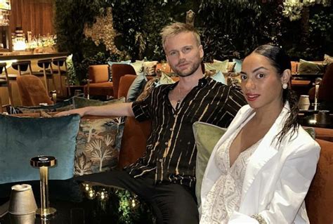 90 Day Fiance Jesse Meester Reveals Pregnant Girlfriend