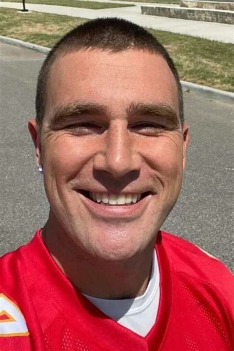 Travis Kelce No Beard