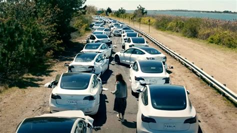 Leave The World Behind Tesla Crash Scene Cause Reason