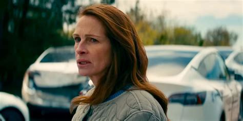 Leave The World Behind Julia Roberts Friends Cameo Paradox