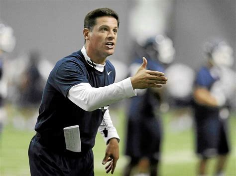 Uconn Florida Uconn Coach The Strategist Behind The Huskies Reign