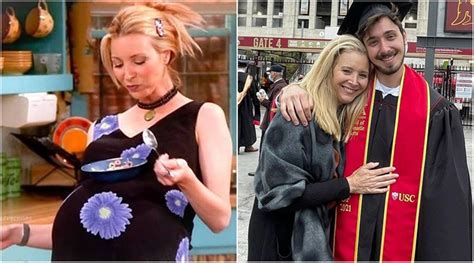 Friends Phoebe Triplets Storyline Lisa Kudrow Real Life Pregnancy