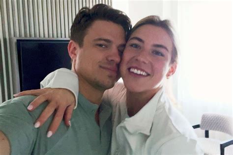 What Happened To Sara Carton Ben Mezzenga After Love Is Blind Season 8