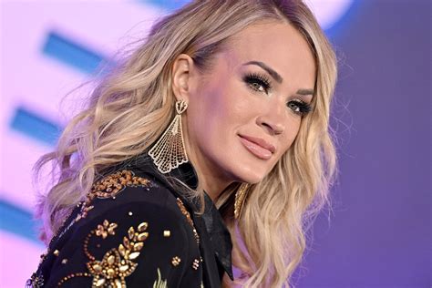 With Carrrie Underwood Aboard American Idol Should Lean Nostalgia Not Working As Is Op Ed