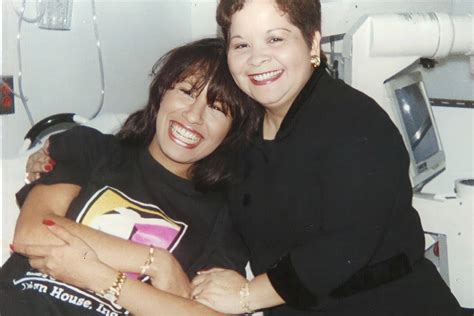Why Did Yolanda Kill Selena Why Did Yolanda Saldivar Kill Selena Unraveling The Mystery