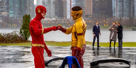 Why Keiynan Lonsdale Left Flash Wally West Arrowverse