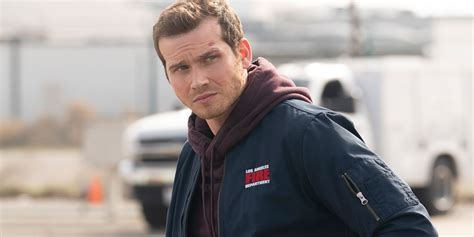 9 1 1 Season 8 Episode 11 Oliver Stark Interview