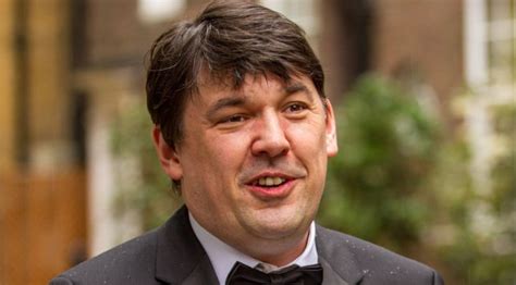 It Crowd Controversy Graham Linehan April Transphobic Bad